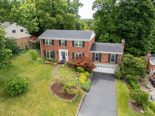 1089 Stormy Way, Anderson Twp, OH, 45230-3623 | Card Image