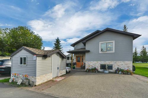 3070-25074 South Pine Lake Road, Rural Red Deer County, AB, T0M1S0 | Card Image