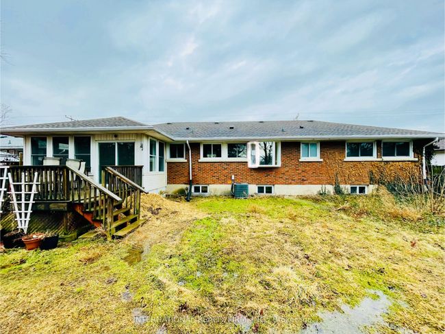 474 Fitch St, House other with 4 bedrooms, 3 bathrooms and 4 parking in Welland ON | Image 11