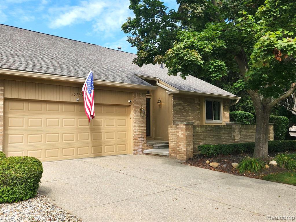 Shelby Rd, Shelby Township, MI 48316