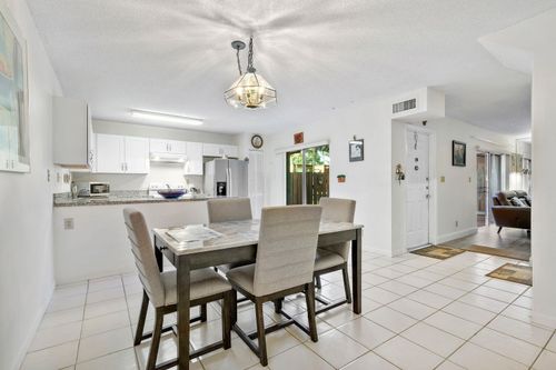 c8-2171 Sw 90th Ave, Davie, FL, 33324-6858 | Card Image