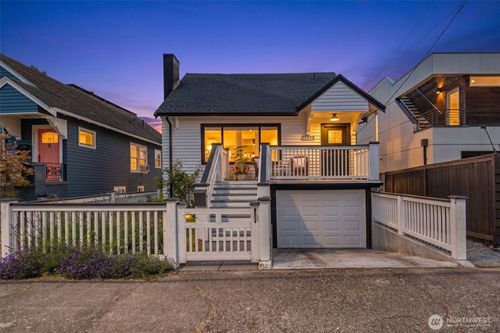 6525 3rd Ave Nw, Seattle, WA, 98117-5003 | Card Image