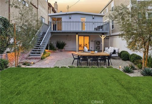436 1st St, Manhattan Beach, CA, 90266 | Card Image