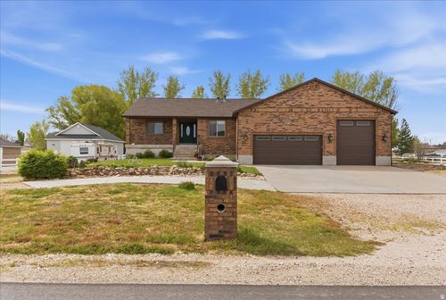 6237 W 4600 S, Hooper, UT, 84315-9857 | Card Image