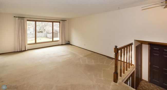 Living Room | Image 8