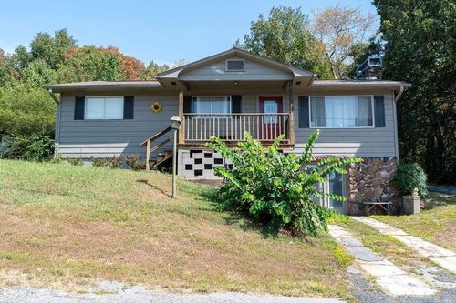 1308 W. Main Street, Heber Springs, AR, 72543 | Card Image