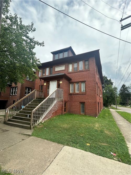 228 Cole Ave, Akron, OH, 44301-1769 | Card Image