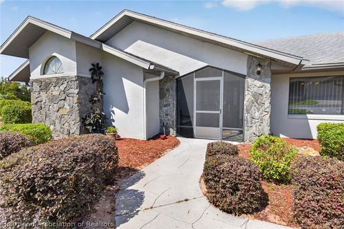 2 Wildwood Way, Lake Placid, FL, 33852-8160 | Card Image