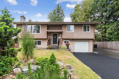 20327 44 Ave, Langley, BC, V3A6P6 | Card Image
