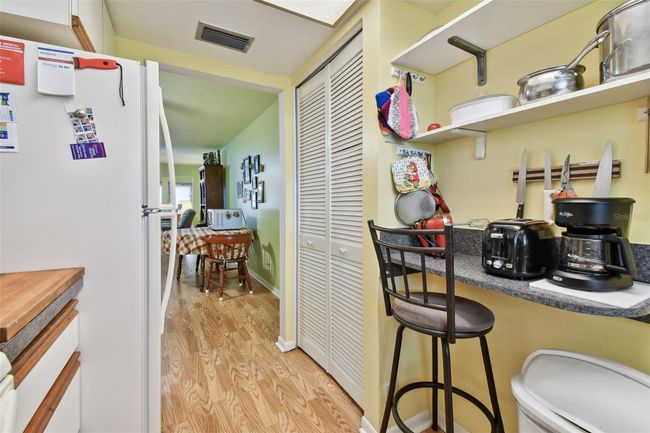 Kitchen | Image 10
