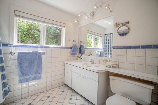 5037 Howe Sound Lane, House other with 3 bedrooms, 0 bathrooms and 4 parking in West Vancouver BC | Image 13