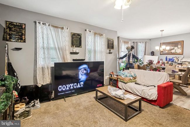 125 W Federal St, Home with 3 bedrooms, 2 bathrooms and null parking in Burlington NJ | Image 4