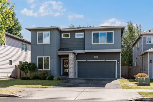 10053 56th Ave Ne, Marysville, WA, 98270-2058 | Card Image