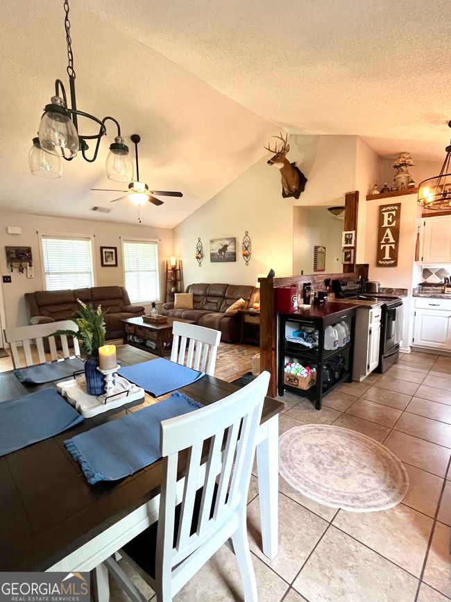 2237 S Walkers Mill Rd, House other with 4 bedrooms, 2 bathrooms and null parking in Griffin GA | Image 10