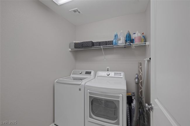 Spacious laundry room | Image 35