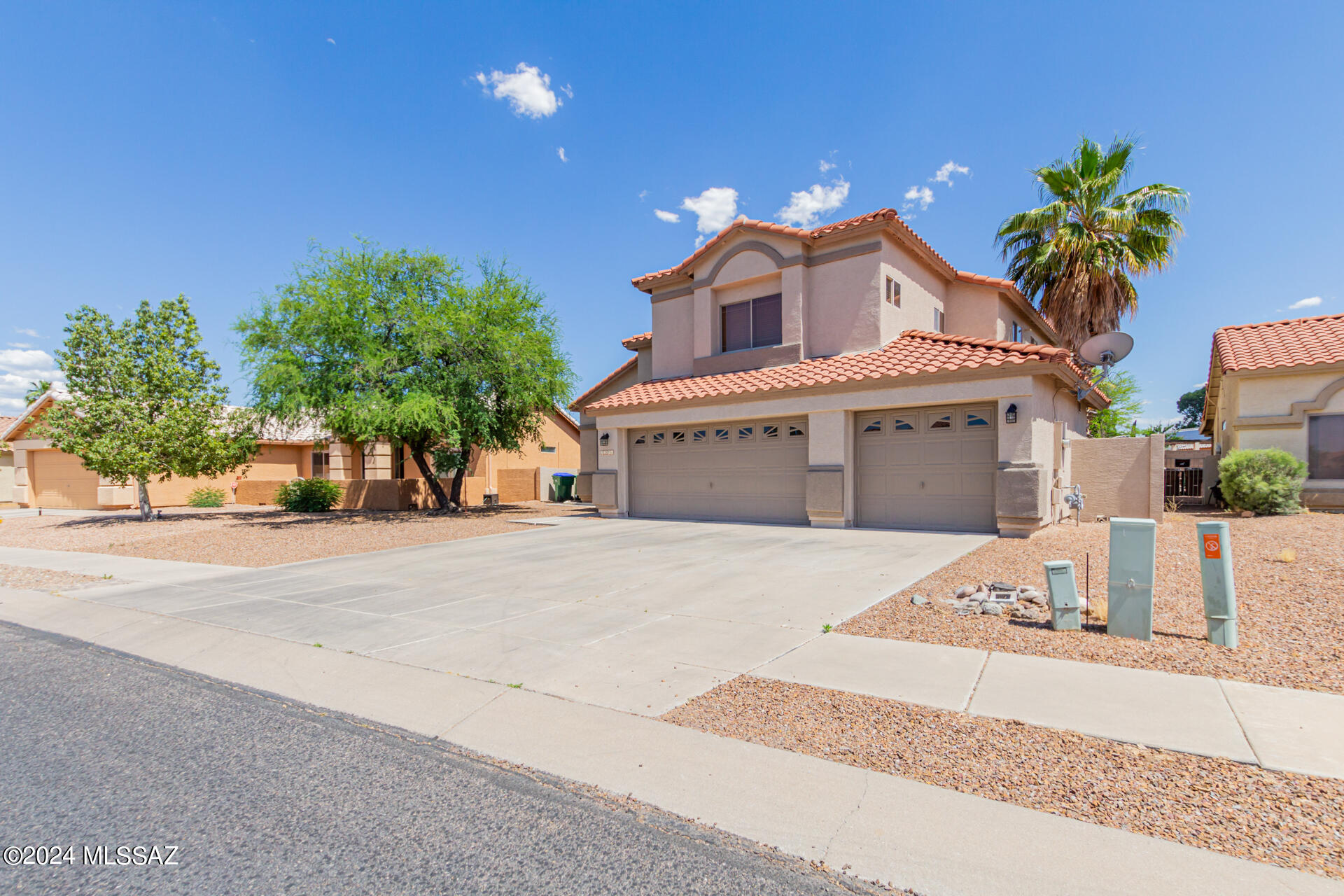 Silver Sand Dr, Tucson, AZ 85743