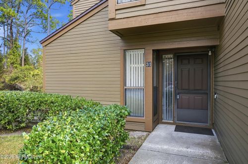 31 Oxford Ln, Palm Coast, FL, 32137-7389 | Card Image