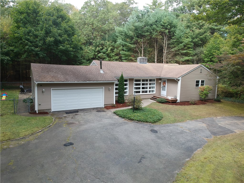 Hill Farm Rd, Coventry, RI 02816