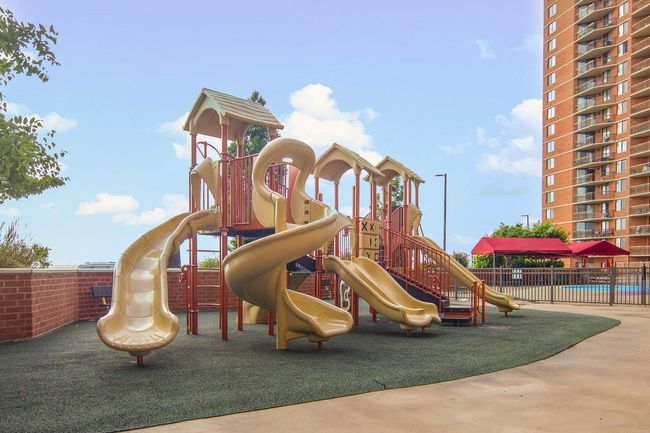 1240 - 1240 Harmon Cove Tower, House other with 0 bedrooms, 1 bathrooms and null parking in Secaucus NJ | Image 32