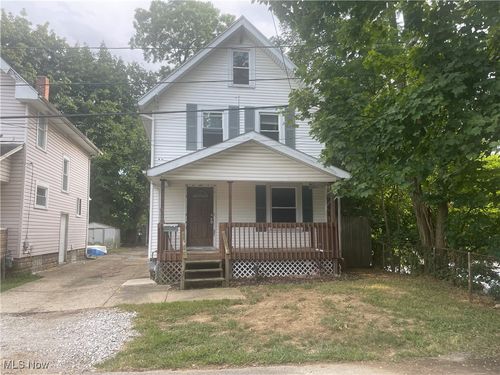 158 Naples St, Akron, OH, 44310-3235 | Card Image