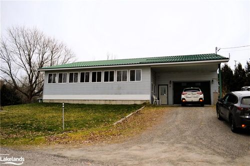 6 Av Tramway, Byng Inlet, ON, P0G1B0 | Card Image