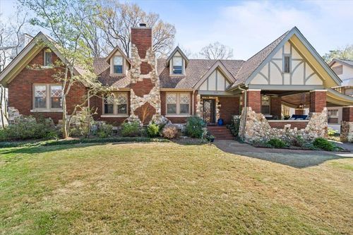 2051 Hallwood Dr, Memphis, TN, 38107-4704 | Card Image