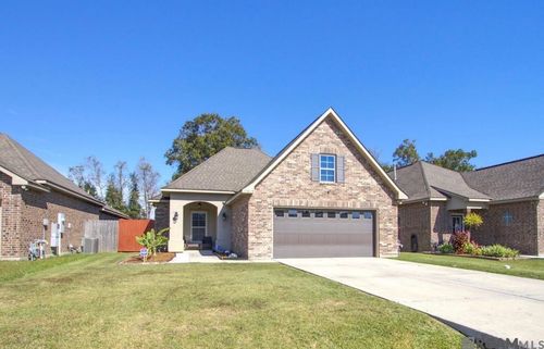 19089 Greenleaf Cir, Ponchatoula, LA, 70454-5274 | Card Image