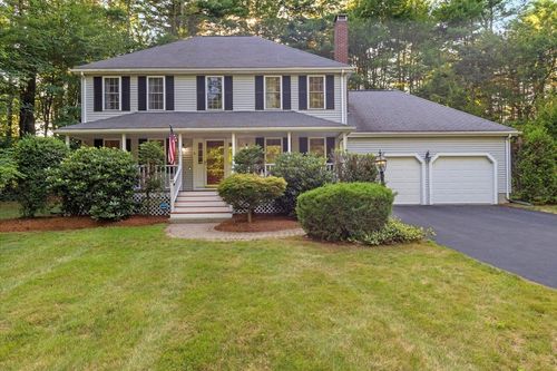 4 Tobacco Rd, Franklin, MA, 02038-3148 | Card Image