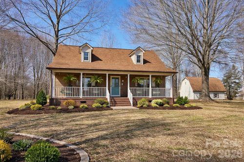 12404 Mooresville Rd, Mount Ulla, NC, 28125-7746 | Card Image