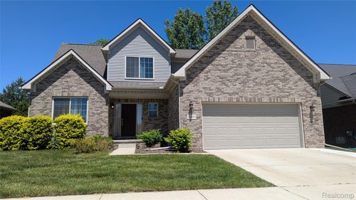 20955 Oak Ridge Dr, Clinton Twp, MI, 48036-3858 | Card Image
