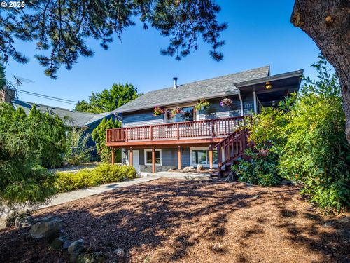 4731 Ne 106th Ave, Portland, OR, 97220-2502 | Card Image