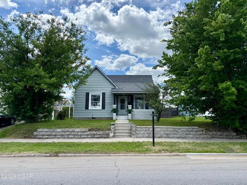 2212 S Joplin Ave, Joplin, MO, 64804-2036 | Card Image