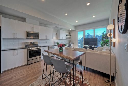 207-4004 Banister Ln, Austin, TX, 78704-6854 | Card Image