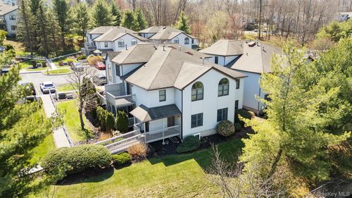 82 Mcbee Court, Monroe, NY, 10950 | Card Image