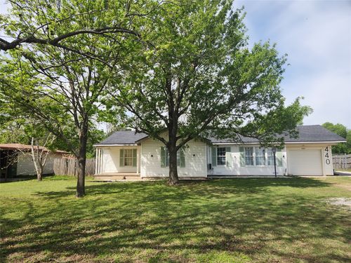 440 S Main St, Springtown, TX, 76082-2608 | Card Image