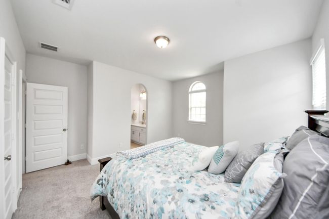 Upstairs bedroom | Image 46