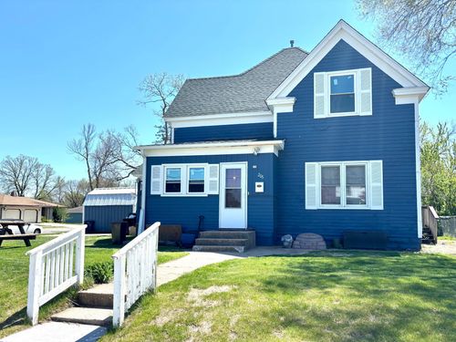 205 6th St S, Sauk Centre, MN, 56378-1520 | Card Image