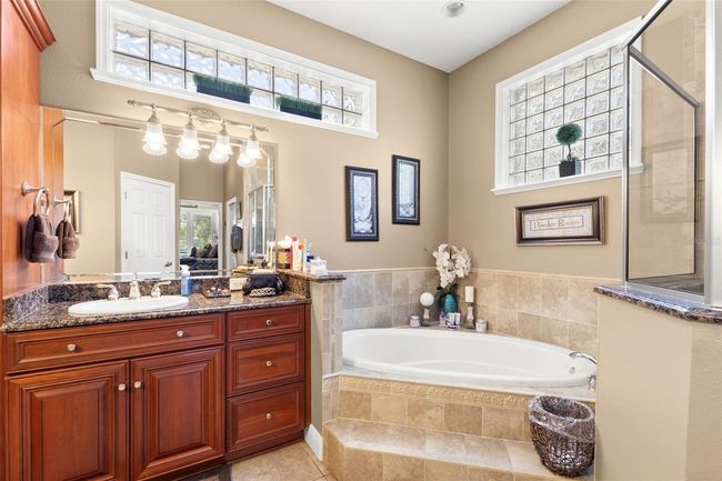 Master Bath | Image 28
