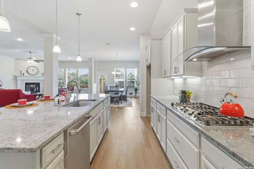 8311 Merchants Ldg, San Antonio, TX, 78255-2472 | Card Image