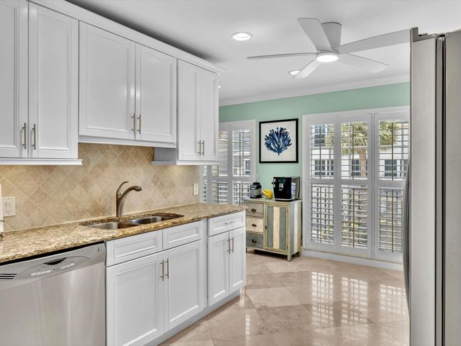 APT-64 - 1194 Hillsboro Mile, Townhouse with 3 bedrooms, 4 bathrooms and null parking in Hillsboro Beach FL | Image 23