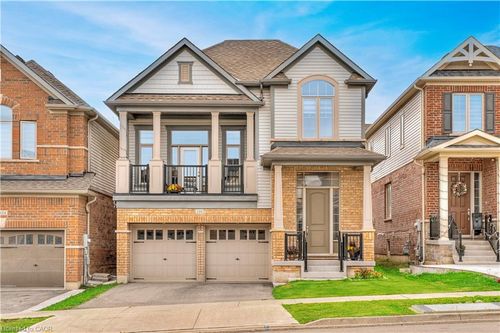 110 Haldimand St, Kitchener, ON, N2R0R2 | Card Image