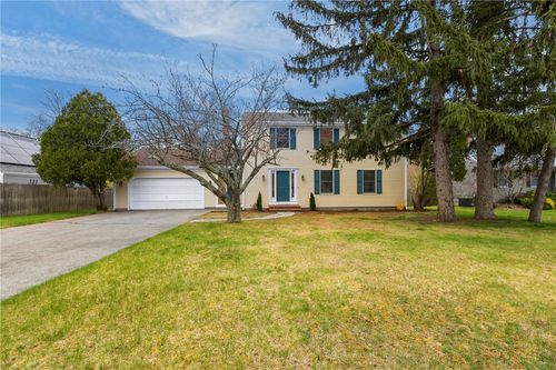 16 College Ln, Barrington, RI, 02806-1270 | Card Image