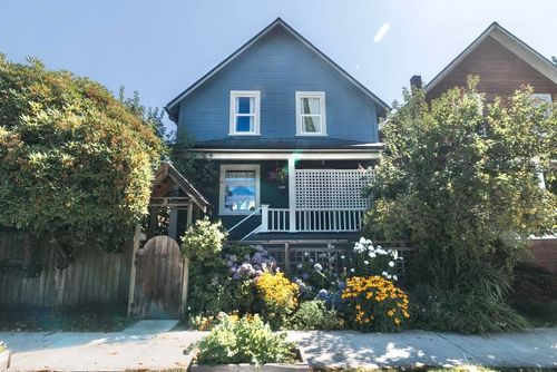 3432 St Catherines St, Vancouver, BC, V5V4K8 | Card Image