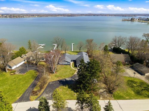 W398N6198 Mary Lane, Oconomowoc, WI, 53066 | Card Image