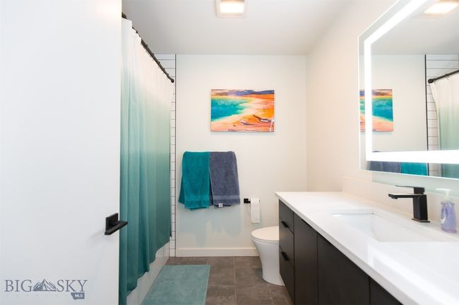 3rd Floor Bathroom | Image 30