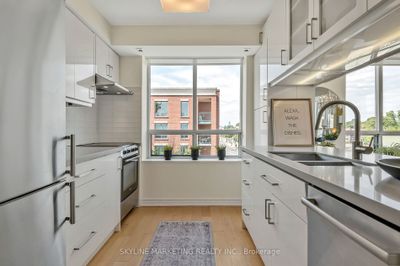 404 - 1765 Queen St E, Condo with 2 bedrooms, 2 bathrooms and 1 parking in Toronto ON | Image 3