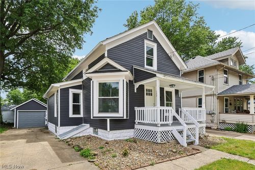 133 E North St, Wadsworth, OH, 44281-1827 | Card Image