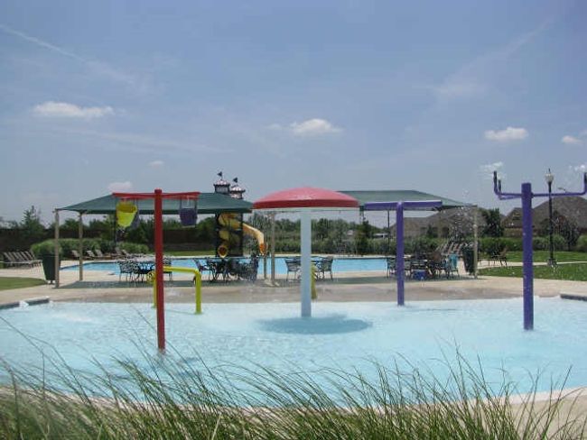 Surrounding community with a swimming pool | Image 19