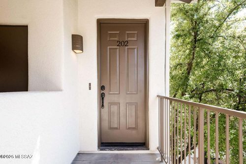 202-2010 E River Road, Tucson, AZ, 85718 | Card Image