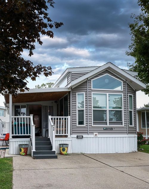 5208 Saratoga Ln, Lexington, MI, 48450-9298 | Card Image